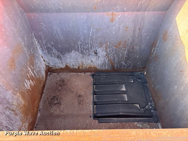 image for item FC2237 (10) dumpsters
