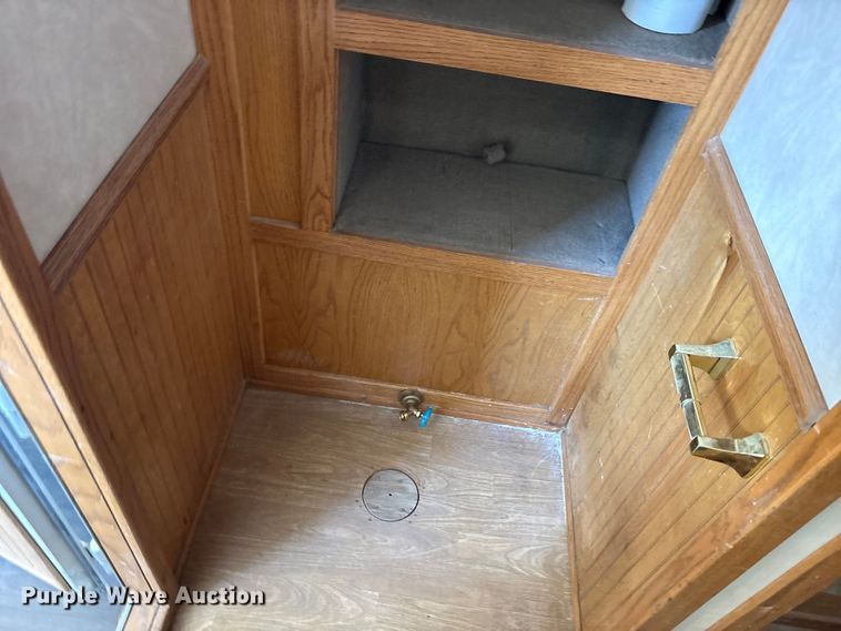 image for item FC2238 2007 Welchel Enterprises mobile office trailer