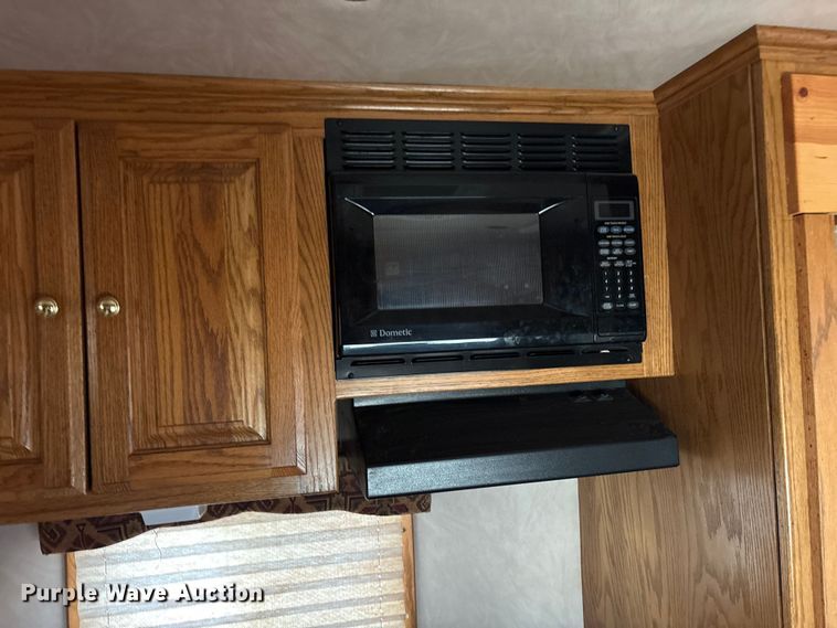 image for item FC2238 2007 Welchel Enterprises mobile office trailer