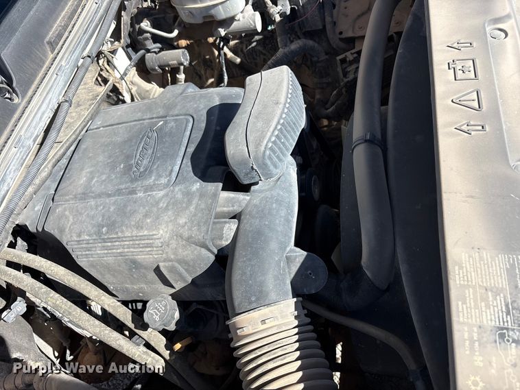 image for item FC2239 2011 Chevrolet Silverado 2500HD Crew Cab pickup truck