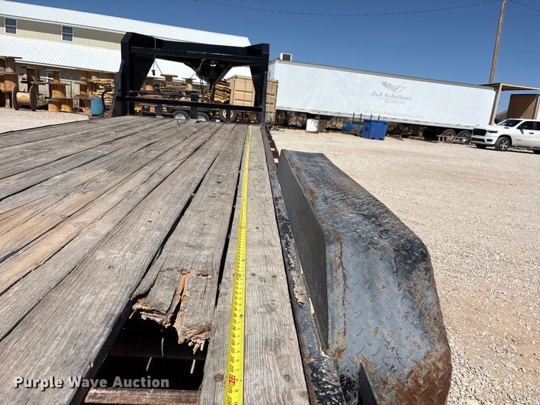 image for item FC2242 2014 Top Hat Industries EHGN24X7-14E-F equipment trailer