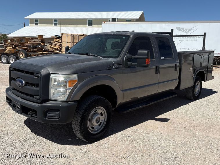 image for item FC2243 2013 Ford F250 Super Duty Crew Cab utility bed pickup truck