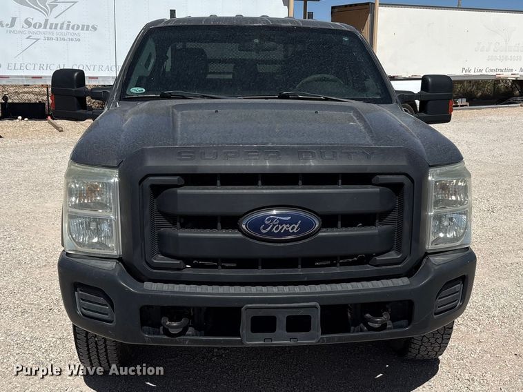 image for item FC2243 2013 Ford F250 Super Duty Crew Cab utility bed pickup truck