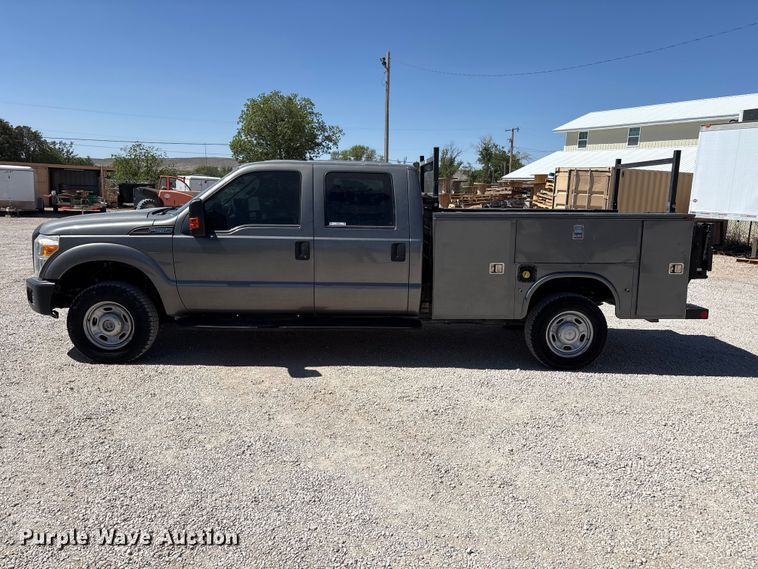 image for item FC2243 2013 Ford F250 Super Duty Crew Cab utility bed pickup truck