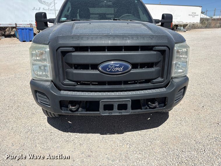 image for item FC2243 2013 Ford F250 Super Duty Crew Cab utility bed pickup truck