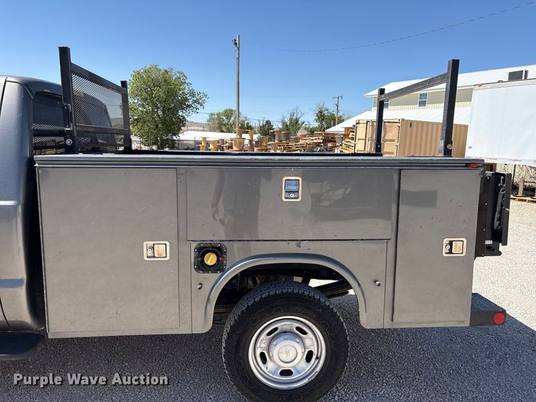 image for item FC2243 2013 Ford F250 Super Duty Crew Cab utility bed pickup truck