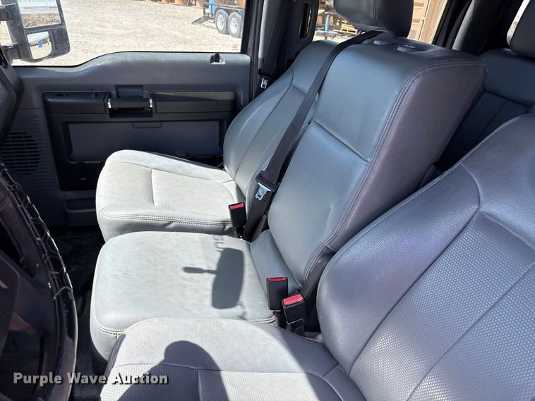 image for item FC2243 2013 Ford F250 Super Duty Crew Cab utility bed pickup truck