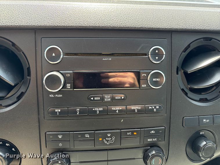 image for item FC2243 2013 Ford F250 Super Duty Crew Cab utility bed pickup truck