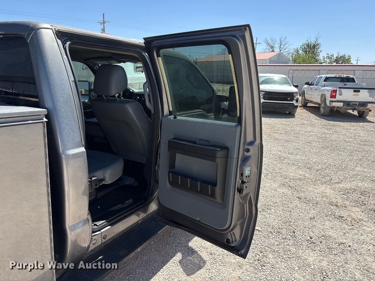 image for item FC2243 2013 Ford F250 Super Duty Crew Cab utility bed pickup truck