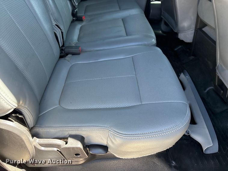 image for item FC2243 2013 Ford F250 Super Duty Crew Cab utility bed pickup truck