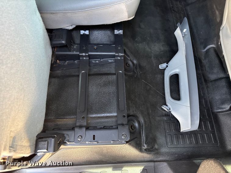 image for item FC2243 2013 Ford F250 Super Duty Crew Cab utility bed pickup truck