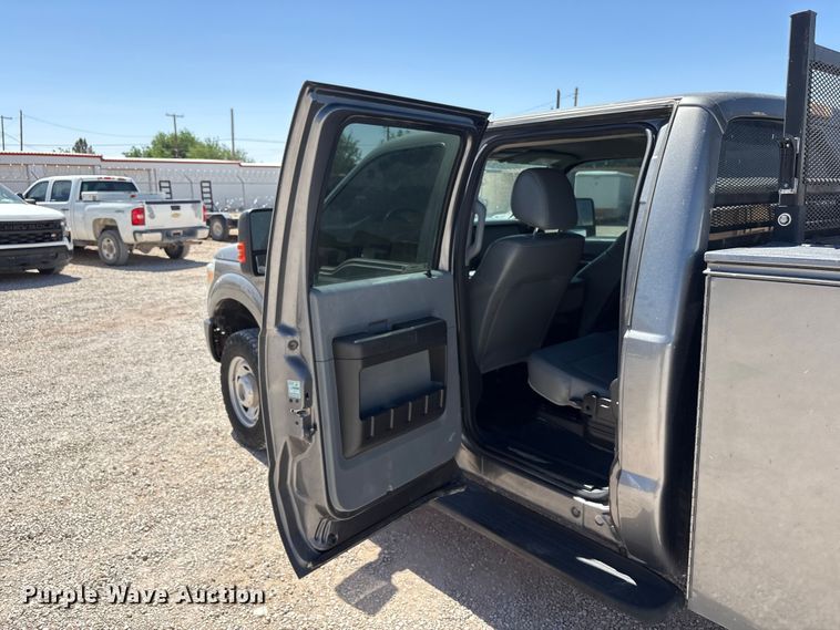 image for item FC2243 2013 Ford F250 Super Duty Crew Cab utility bed pickup truck