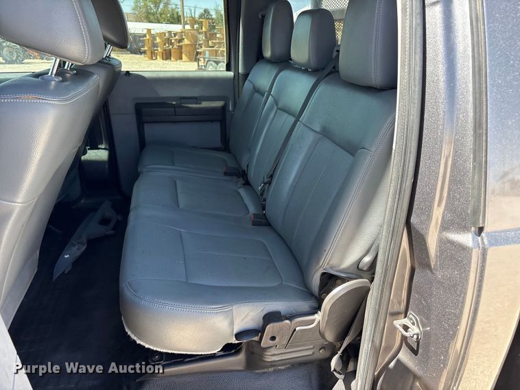 image for item FC2243 2013 Ford F250 Super Duty Crew Cab utility bed pickup truck
