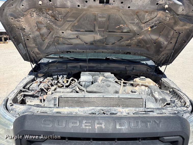 image for item FC2243 2013 Ford F250 Super Duty Crew Cab utility bed pickup truck