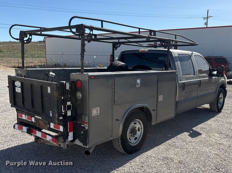 image for item FC2244 2011 Ford F250 Super Duty Crew Cab utility bed pickup truck