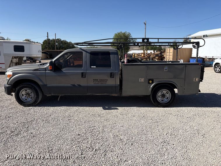 image for item FC2244 2011 Ford F250 Super Duty Crew Cab utility bed pickup truck