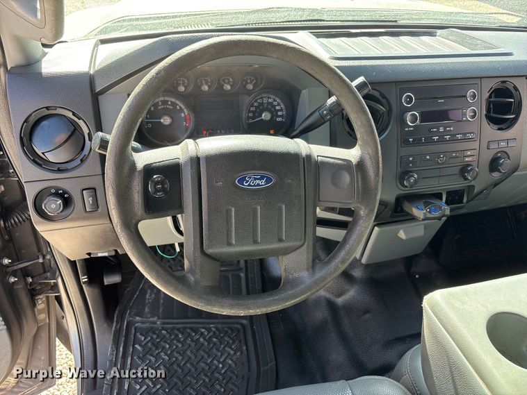 image for item FC2244 2011 Ford F250 Super Duty Crew Cab utility bed pickup truck