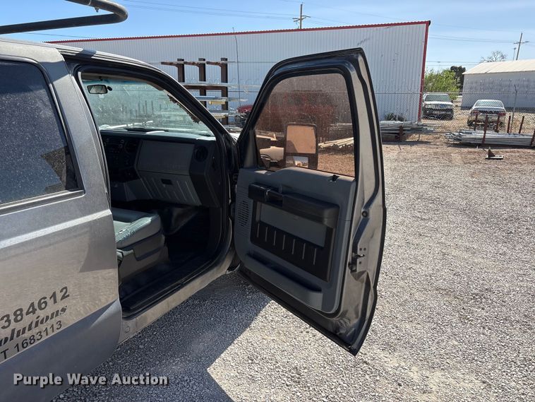 image for item FC2244 2011 Ford F250 Super Duty Crew Cab utility bed pickup truck
