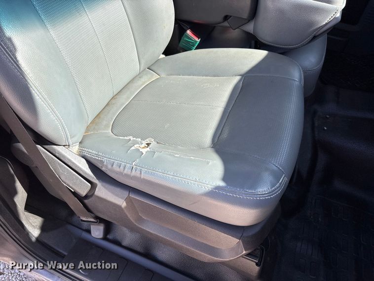 image for item FC2244 2011 Ford F250 Super Duty Crew Cab utility bed pickup truck