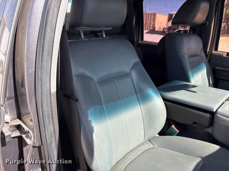 image for item FC2244 2011 Ford F250 Super Duty Crew Cab utility bed pickup truck