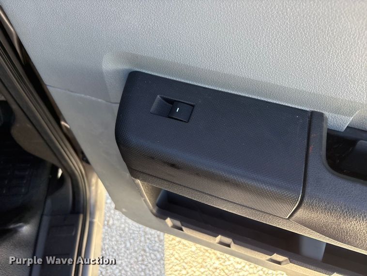 image for item FC2244 2011 Ford F250 Super Duty Crew Cab utility bed pickup truck