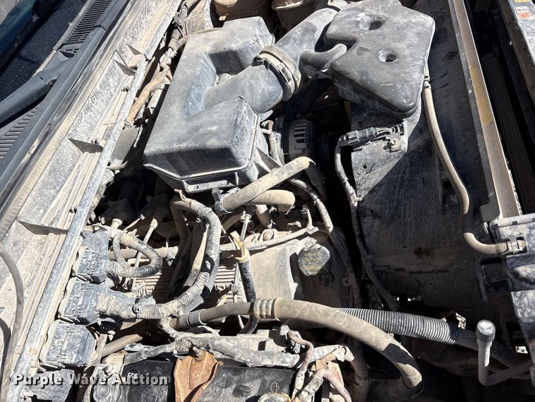 image for item FC2244 2011 Ford F250 Super Duty Crew Cab utility bed pickup truck