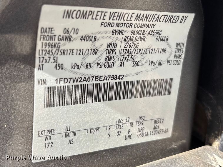 image for item FC2244 2011 Ford F250 Super Duty Crew Cab utility bed pickup truck
