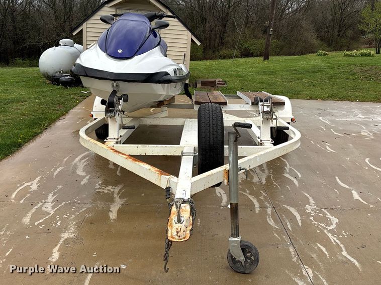 image for item FC4527 2003 Yamaha Jet ski 
