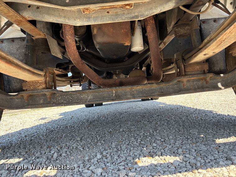 image for item FC4542 1993 GMC C6 dump flatbed truck