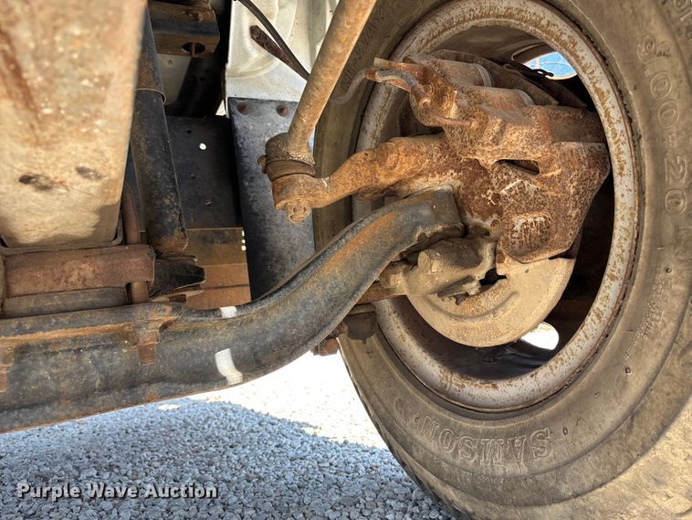 image for item FC4542 1993 GMC C6 dump flatbed truck