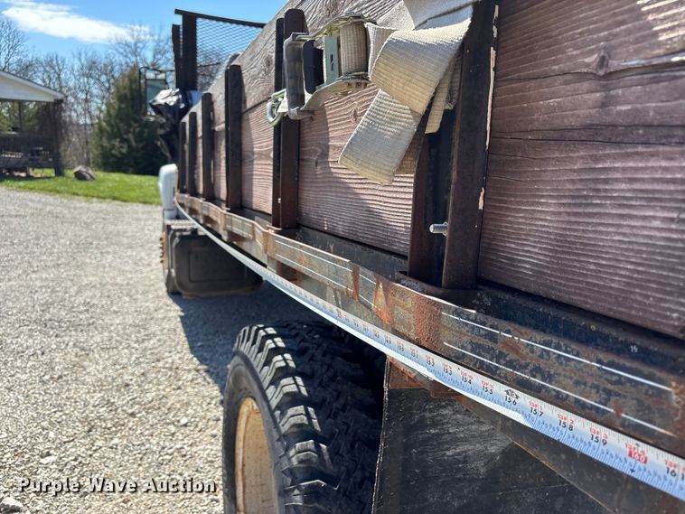 image for item FC4542 1993 GMC C6 dump flatbed truck