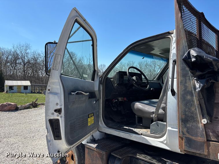 image for item FC4542 1993 GMC C6 dump flatbed truck