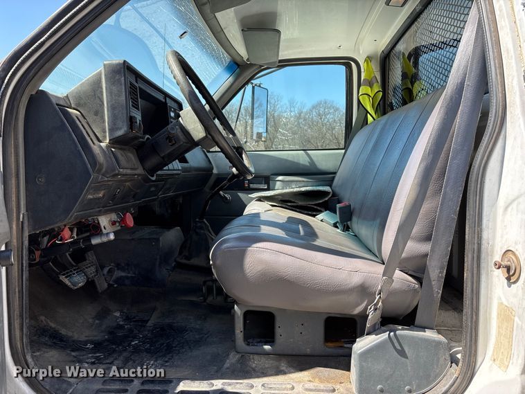 image for item FC4542 1993 GMC C6 dump flatbed truck