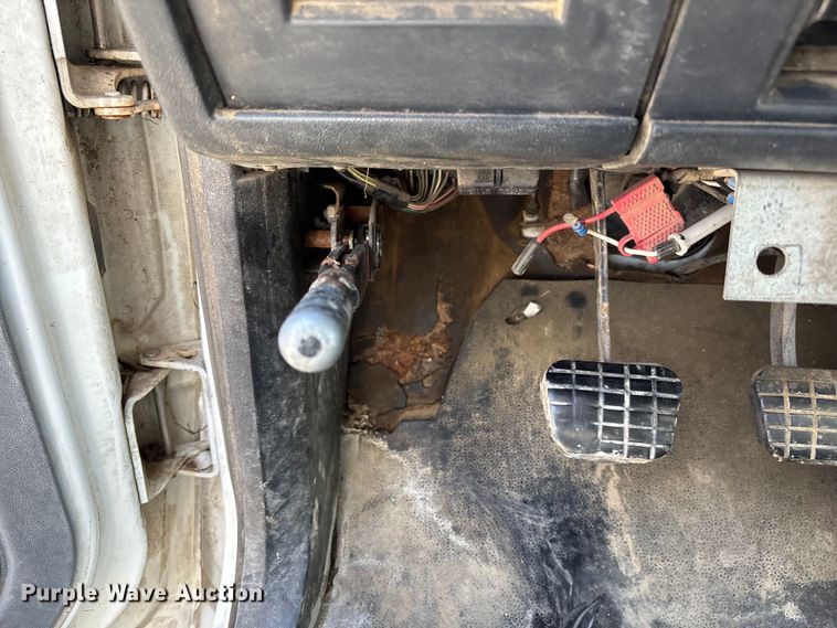 image for item FC4542 1993 GMC C6 dump flatbed truck