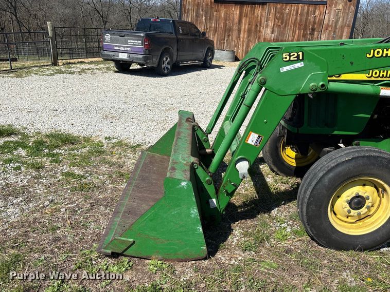 image for item FC4545 2000 John Deere 5105 tractor
