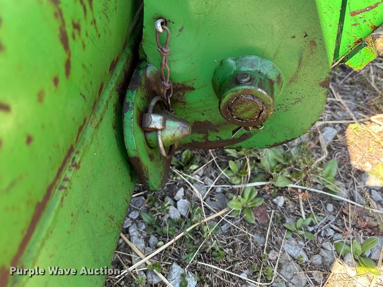 image for item FC4545 2000 John Deere 5105 tractor