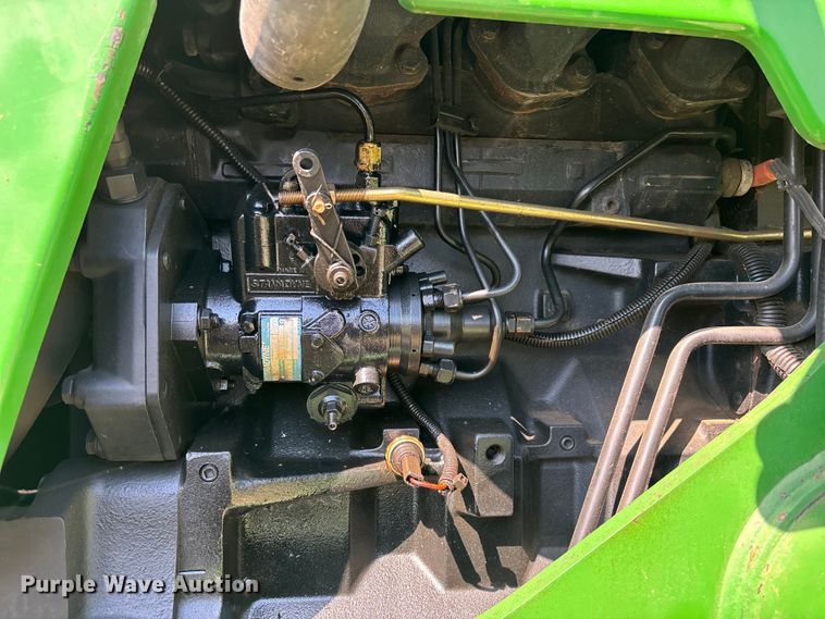 image for item FC4545 2000 John Deere 5105 tractor