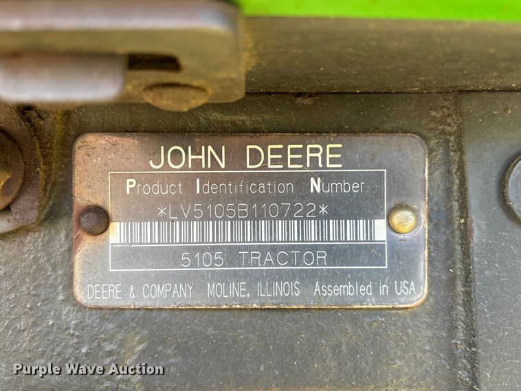 image for item FC4545 2000 John Deere 5105 tractor