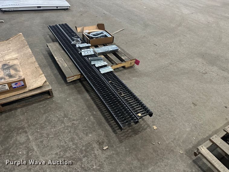 image for item FC4604 (5) Luverne pickup truck steps