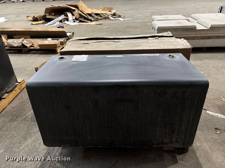 image for item FC4605 (2) DeeZee fuel tanks