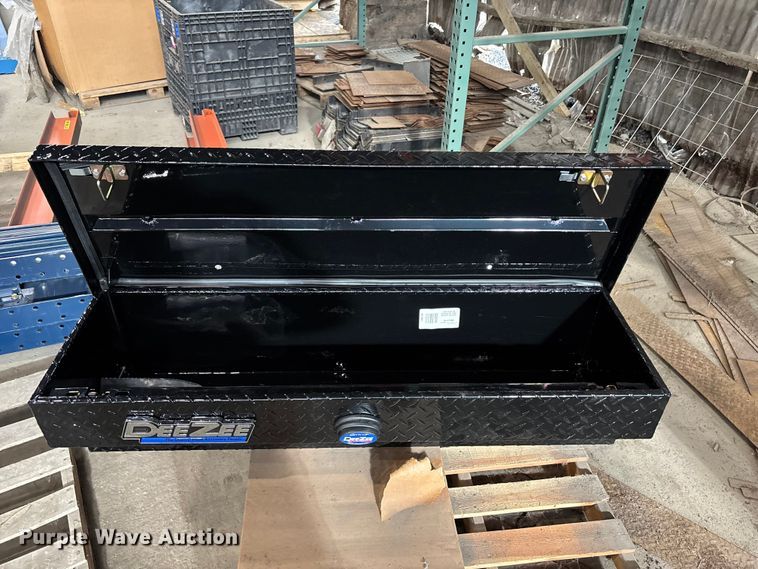 image for item FC4608 (2) DeeZee toolboxes
