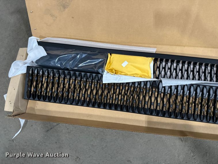 image for item FC4612 Luverne pickup truck steps