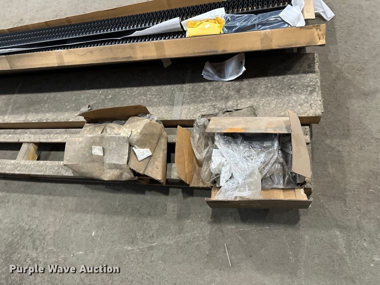 image for item FC4612 Luverne pickup truck steps