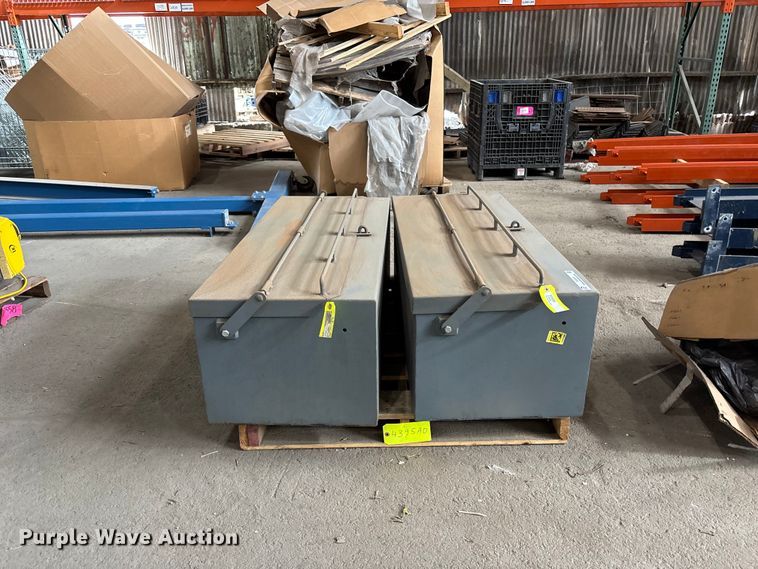 image for item FC4613 (2) toolboxes