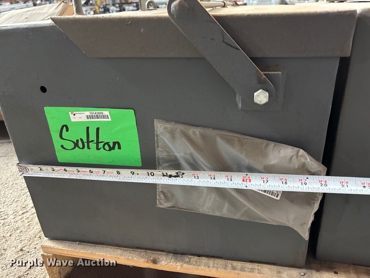 image for item FC4613 (2) toolboxes