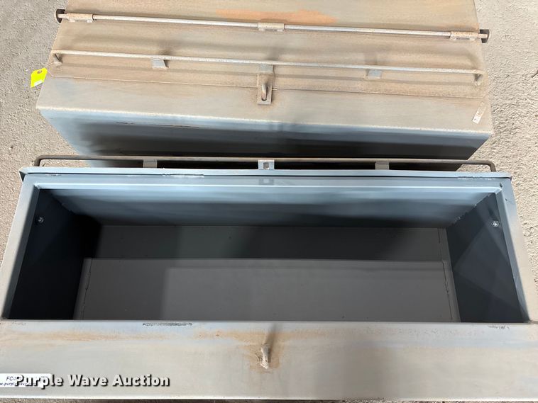 image for item FC4613 (2) toolboxes