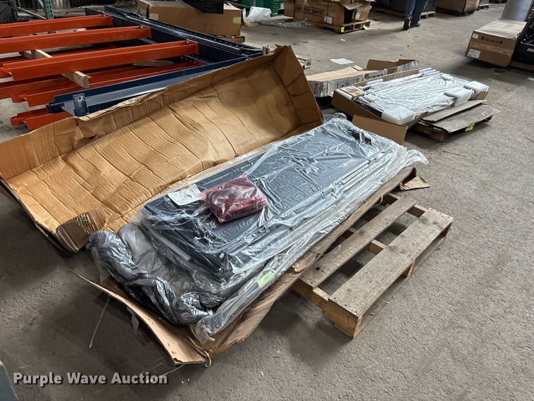 image for item FC4614 Bakflip tonneau cover