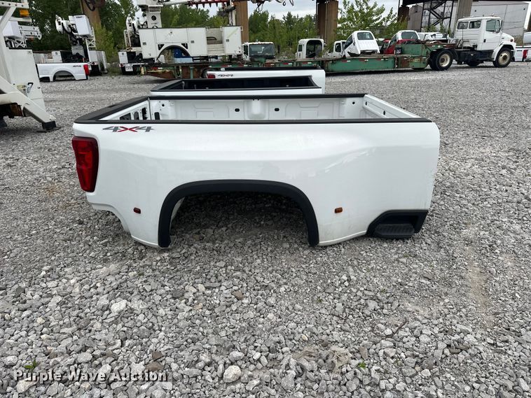 image for item FC4618 Chevrolet Silverado HD pickup truck bed