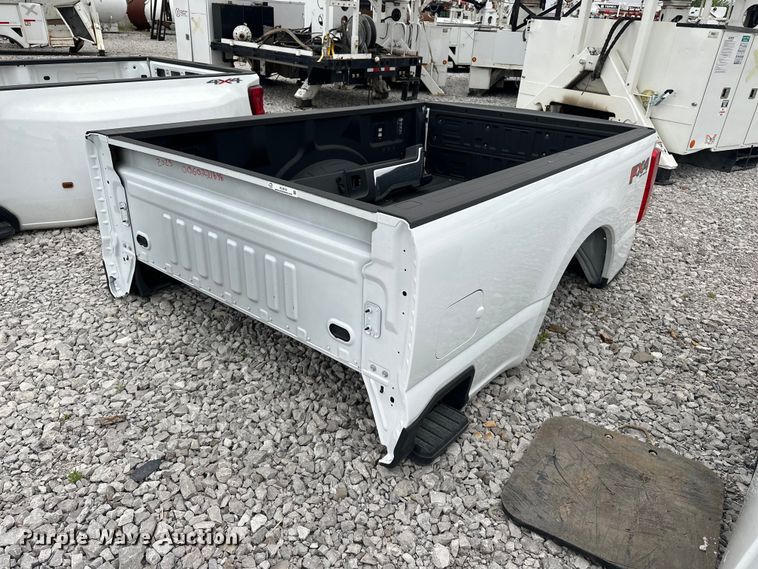 image for item FC4619 2025 Ford Super Duty pickup truck bed