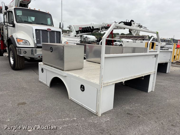 image for item FC4623 Dakota Bodies 109-FB flatbed